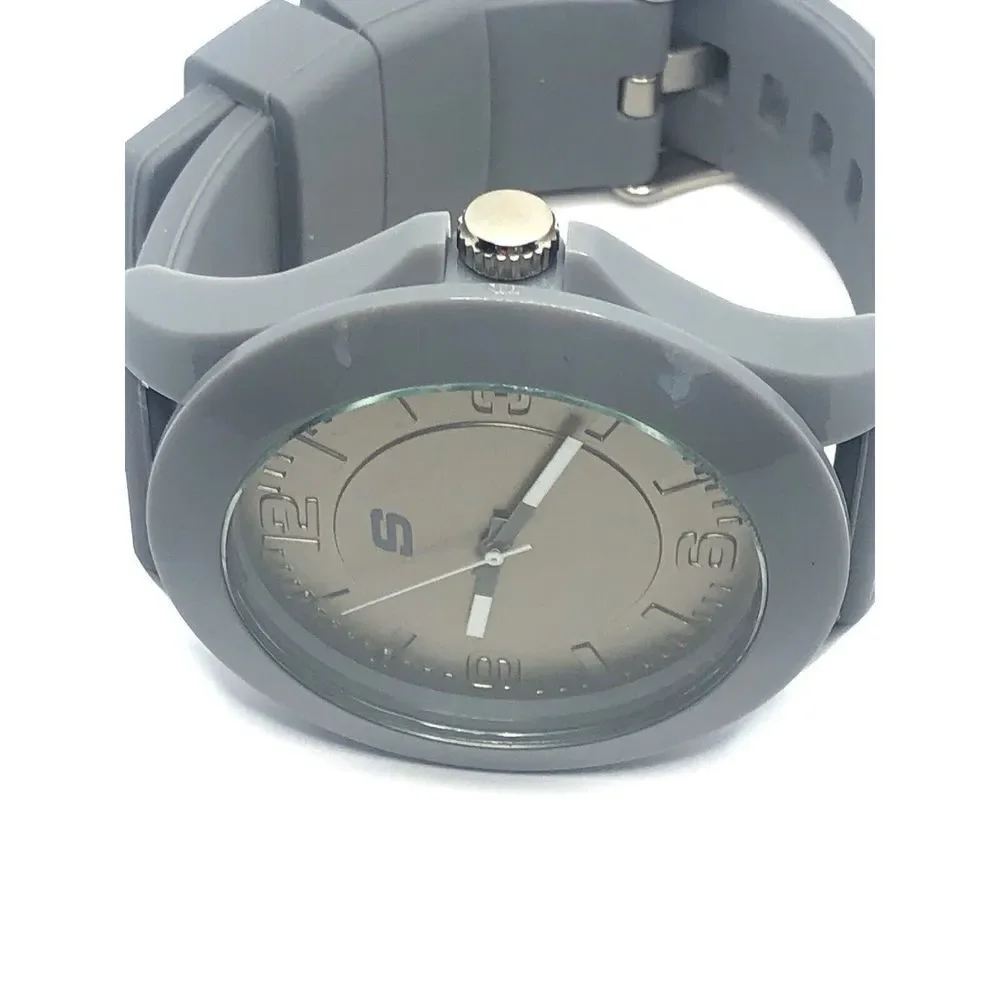 Skechers SR5011 Men's Grey Silicone Analog Grey Dial Quartz Genuine Watch OP158